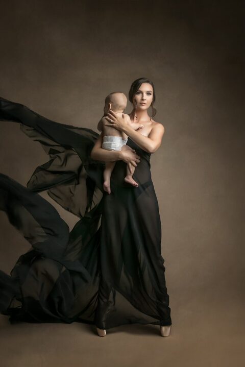 Motherhood Photographer
