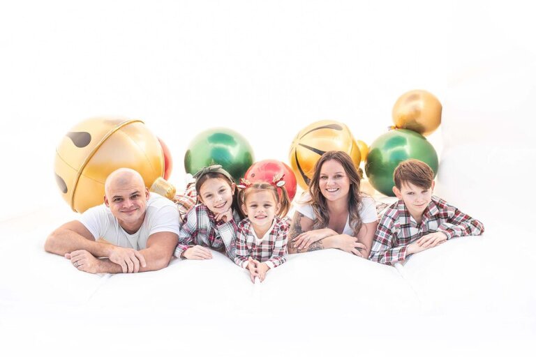 Family bounce house mini holiday sessions in beaufort 