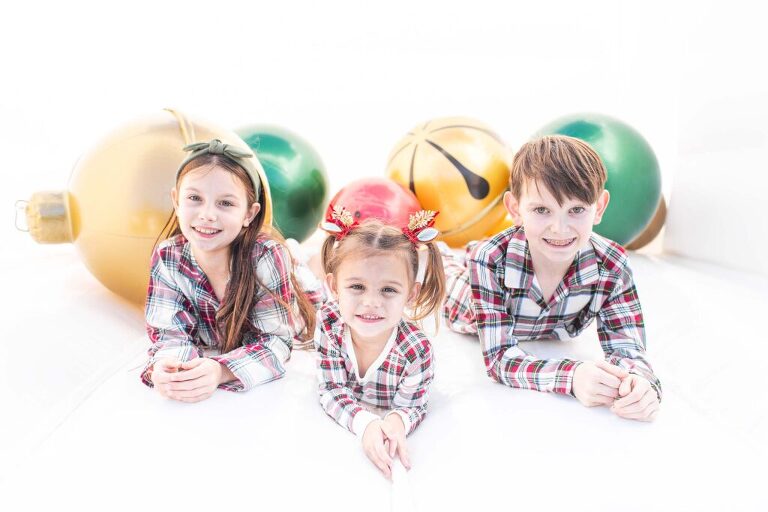 children at our holiday bounce house mini sessions in Beaufort SC